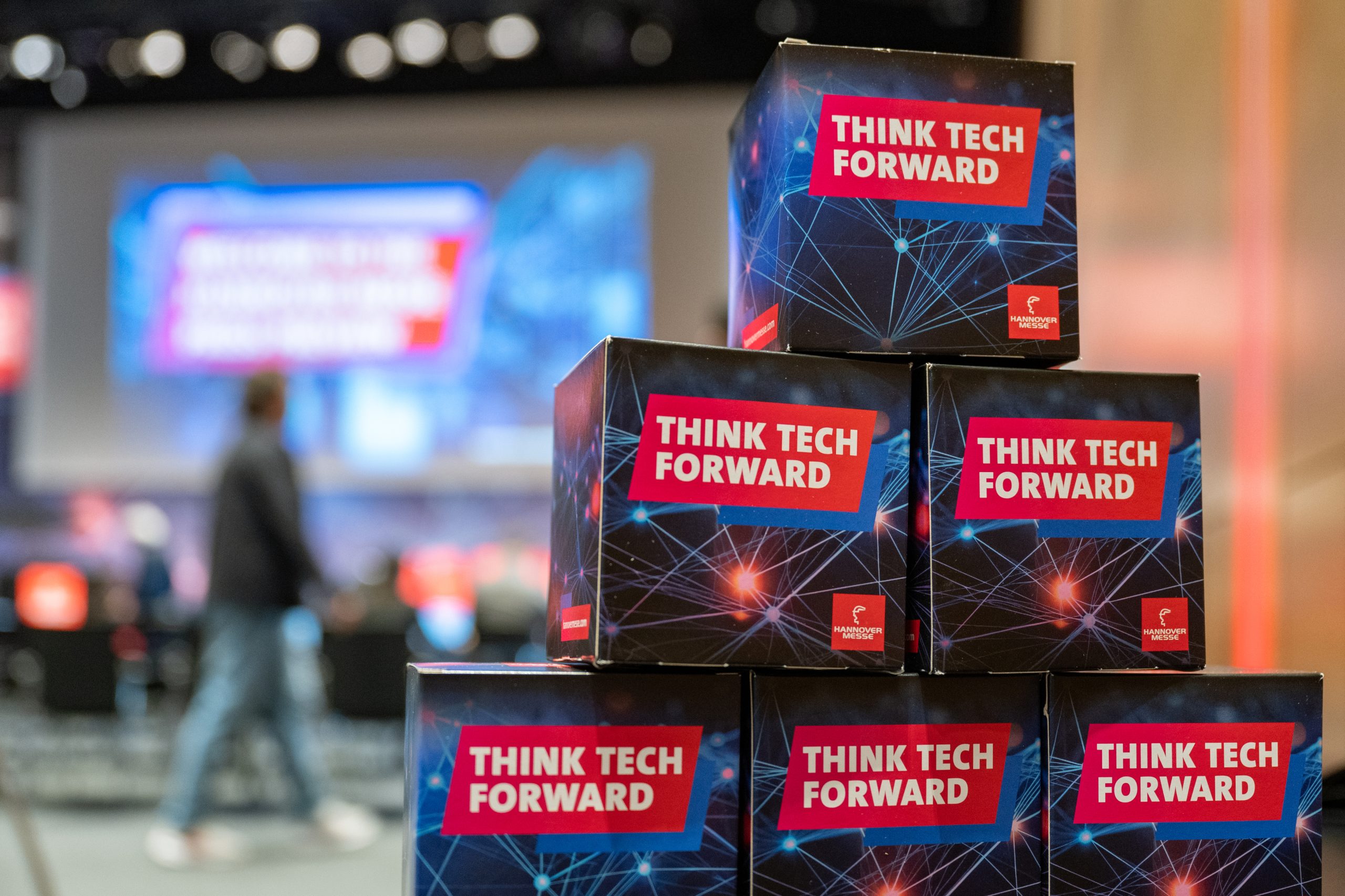 Temat för HANNOVER MESSE 2026 är THINK TECH FORWARD